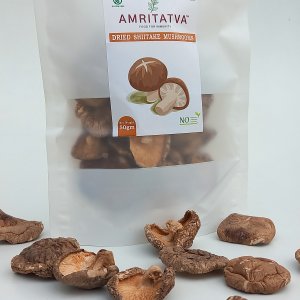 Gourmet sun dried shiiatke mushrooms, grown with harmful chemicals and packed in airtight pouches for maximum freshness. 